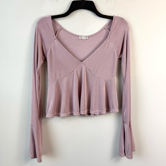 Free People Tops - Free‎ People Intimately Bell Sleeve Babydoll Peplum Top Mauve XS
